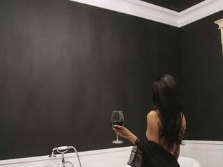 Chat video erotica -Alena-a