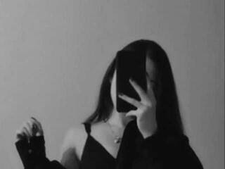 Chat video erotica -liana-lee-