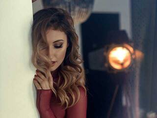 Chat video erotica Adelinia