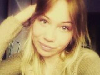 Chat video erotica adelyna