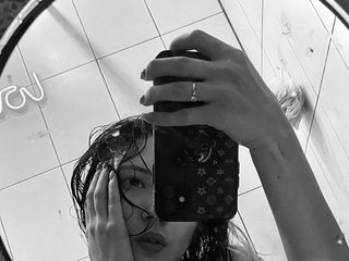 Chat video erotica Adri-curly