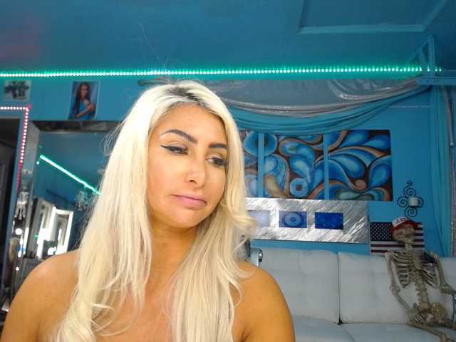 Screenshot di trasmissione adrianna_fox