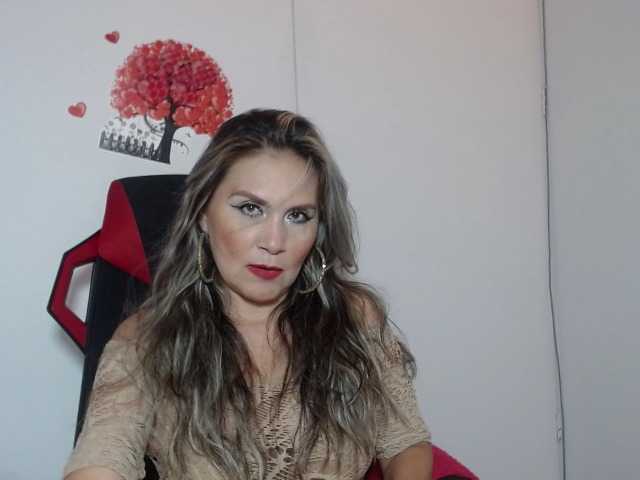 Screenshot di trasmissione aishabaker1