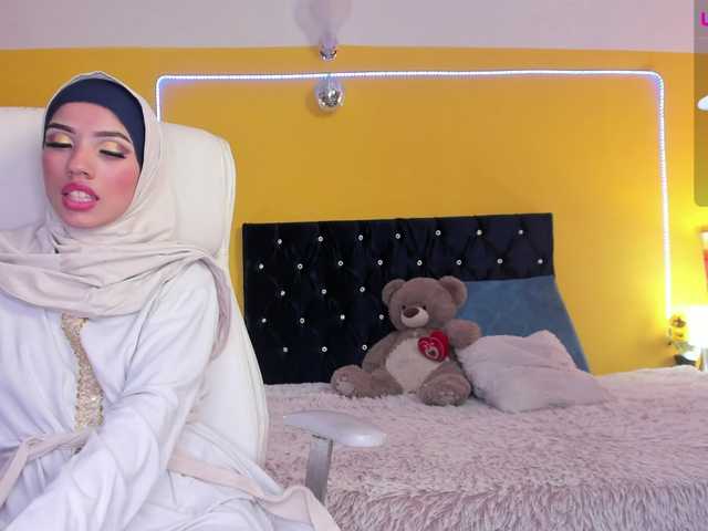 Screenshot di trasmissione AishaFadel