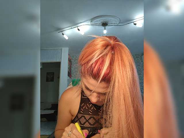 Screenshot di trasmissione AkashaQueen