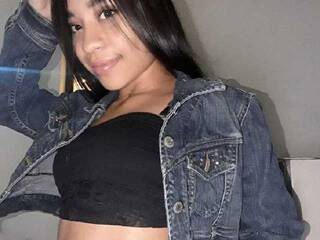 Chat video erotica AlessaWhite