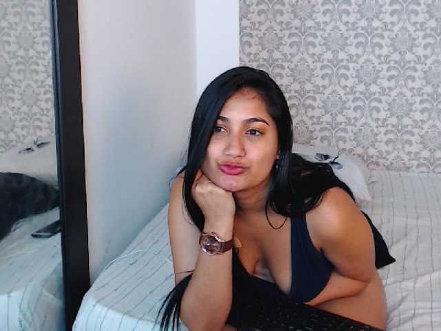 Fotografie AlexaCruz Hey come and tell me wht blow your mind!Make you cum with my squirts!! #new #clit #ass #pussy #latina #boobs #curvy