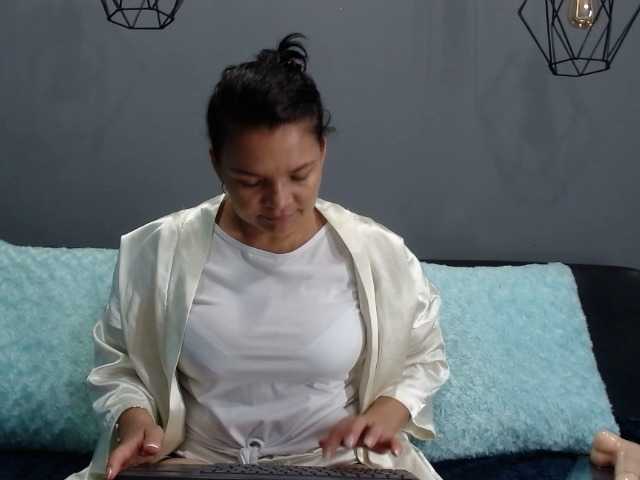 Screenshot di trasmissione Alicejonnes