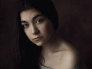 Chat video erotica alinaasi
