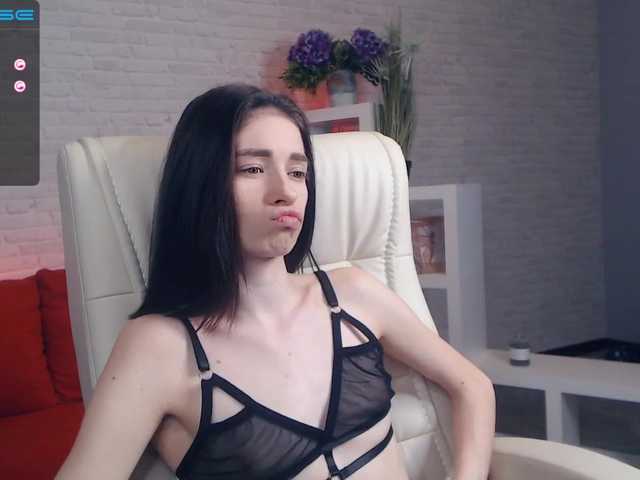 Fotografie AlinaMalina Hello guys, welcome to my room 2812 Masturbate pussy in public :smirking 3333 Let's try a new lovens, it will be very hot if you love me) Don't forget to click on the heart in the upper right corner: love Lovens operates from 1 token :love I'm ve