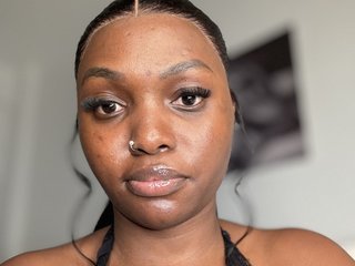 Chat video erotica Alisyah