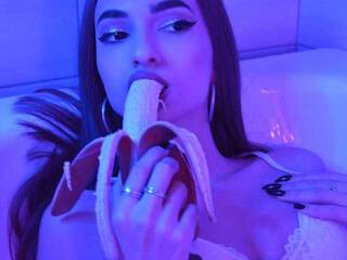 Chat video erotica AliyaEvans