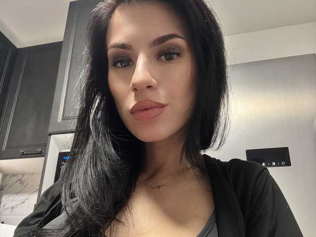 Foto del profilo alyonaqueen