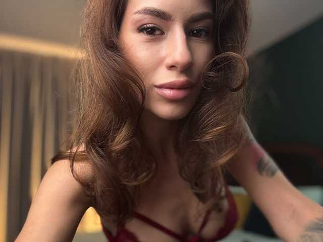 Foto del profilo alyonaqueen