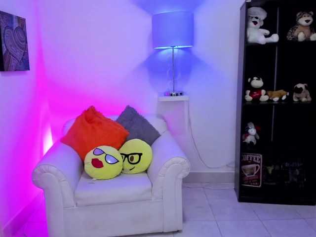 Screenshot di trasmissione amy-stevenson