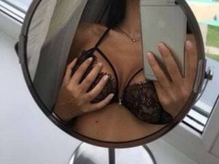 Chat video erotica Alissia_Kiss