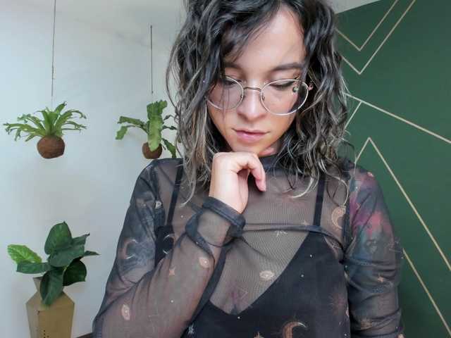 Fotografie AmyAddison I want to meet you, tell me your sexual fantasies!! play nipples0