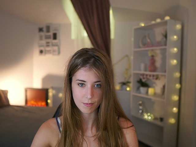 Screenshot di trasmissione AngelaWhite18