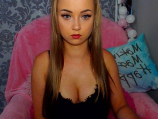 Fotografie AngelSue 10- stanup, 20-show ass, 25-show ass and spank it, 30-add friends, 50- boobs in bra, tip me!