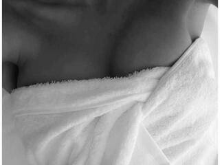 Chat video erotica Angie-Delores