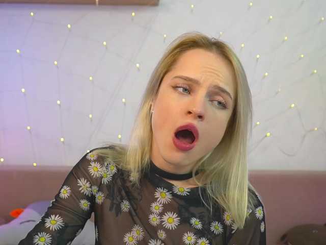 Screenshot di trasmissione AngieNatasha054