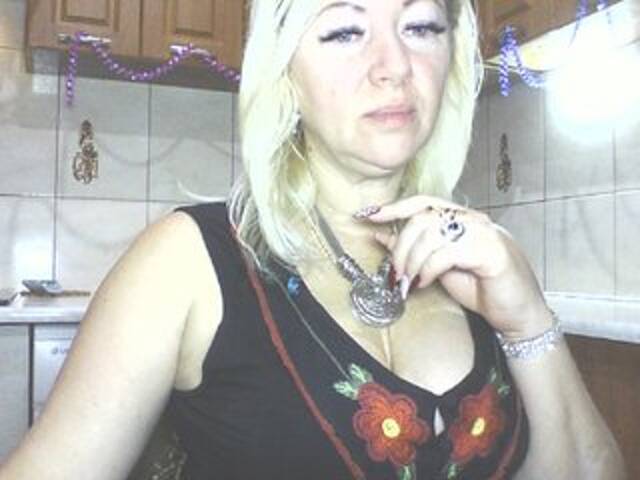 Screenshot di trasmissione AnnaSnowy