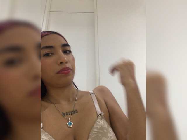 Screenshot di trasmissione annikha-09