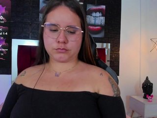 Chat video erotica April-sc