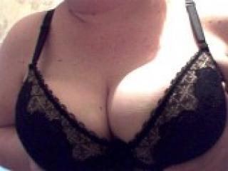Chat video erotica aprilya