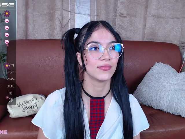 Fotografie ArianaJoones Ur hot school girl is here come to me and make me moan ur name RIDE DILDO 500TK AND HOT PIC AHEGAO FACE 25TK DOGGY PANTYS OFF 37TK DEEPTHROATH IN TOPPLES 411TK