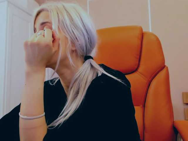 Screenshot di trasmissione AryaJolie