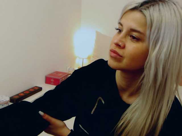 Screenshot di trasmissione AryaJolie