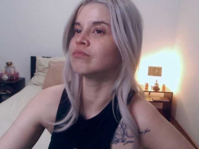 Screenshot di trasmissione AryaJolie