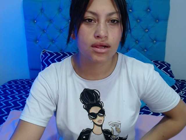 Screenshot di trasmissione ASHHLEYROBERT