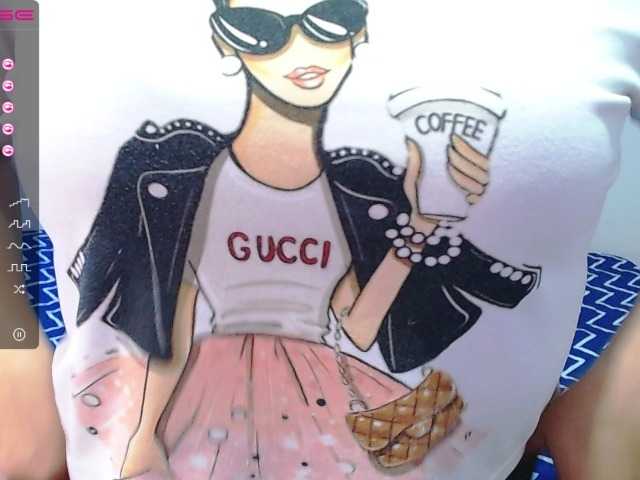 Screenshot di trasmissione ASHHLEYROBERT