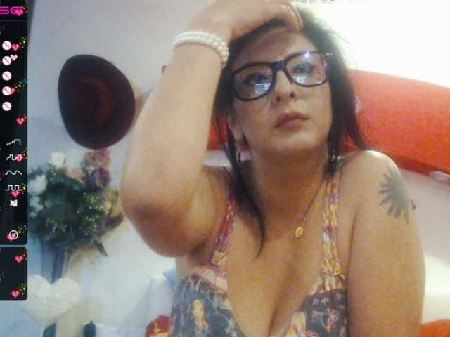 Fotografie ALINA___ HELLO GUYS!!!Help for buy new lush lovense/naked999/ass200/hole ass250/boobs100/pussy300/dance150/make me weet and happy