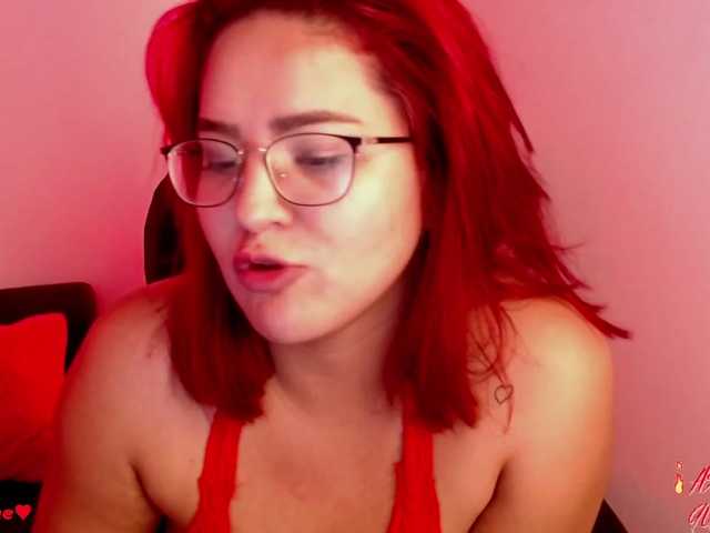 Fotografie AshleyQueen1 Hi guys, I want to play with you #new #bigboobs #latin #anal #ass
