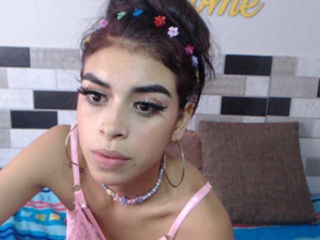 Screenshot di trasmissione ashlymayer