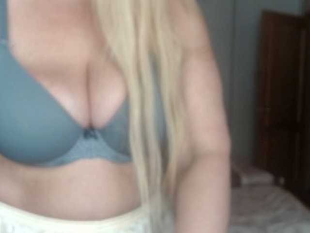 Screenshot di trasmissione AuraKISS