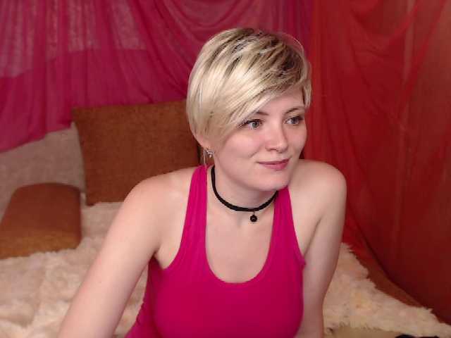 Fotografie AuroraPredawn I have Lovens active! I really want to have fun and cum for you!