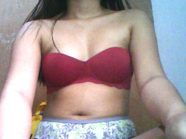 Screenshot di trasmissione Ayiesha