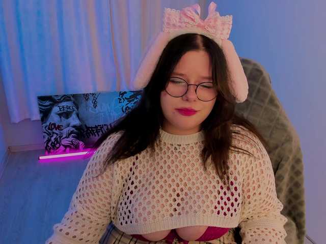 Screenshot di trasmissione barbie-boobss