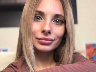 Chat video erotica BellaNelson