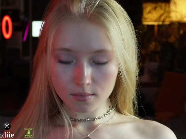 Screenshot di trasmissione Bestblondie