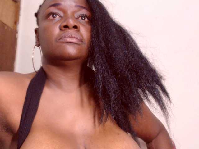 Screenshot di trasmissione BigBustyBlack