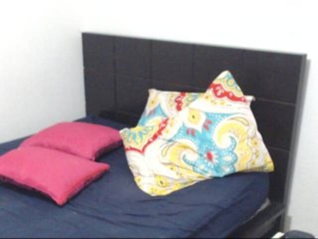 Screenshot di trasmissione bigtitsexxx