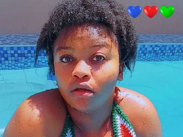 Foto del profilo bigtitsqueen33