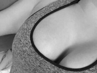 Chat video erotica Billie24