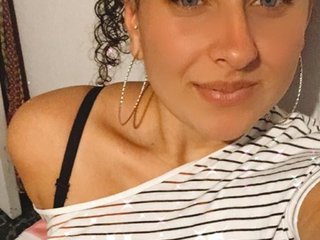 Video chat erotica Blueyes-latin