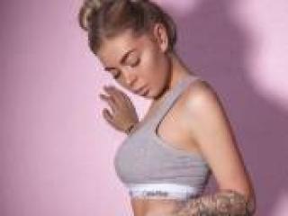 Chat video erotica bonyaboobs